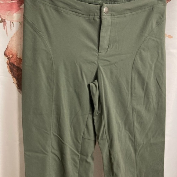 Size 2 Columbia pants​​​​​​​​​​​ - Picture 2 of 5